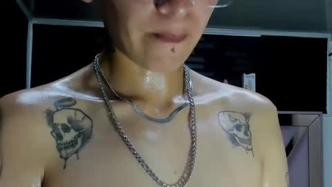 Snapshot of sweetsubmissive_rs chatting on 05.23.26 sweetsubmissive rs online show from 05.23.26