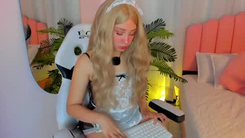 sweett_fire online show from 04.23.26