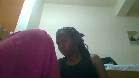 Snapshot of sweett_kimmie chatting on 04.20.26 sweett_kimmie online show from 04.20.26