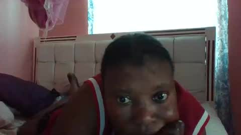 sweett_melly online show from 01.27.25