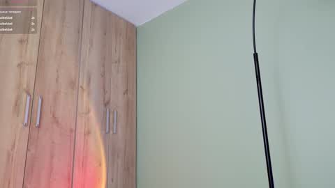    online show from 03.03.25