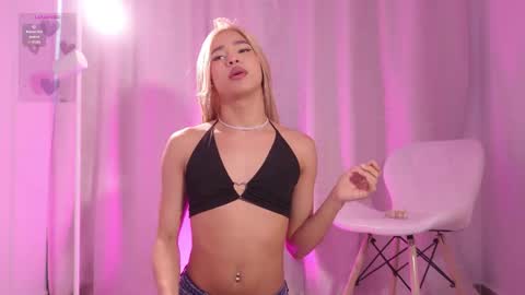 Snapshot of sweettener chatting on 01.06.26 You can call me your Princess online show from 01.06.26