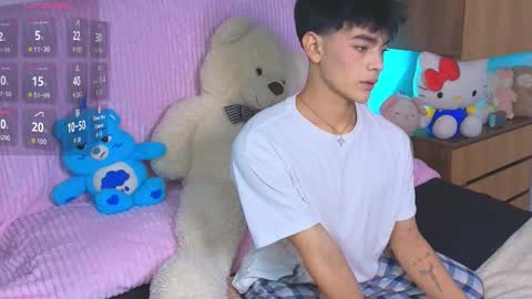 Neffer online show from 12.15.25