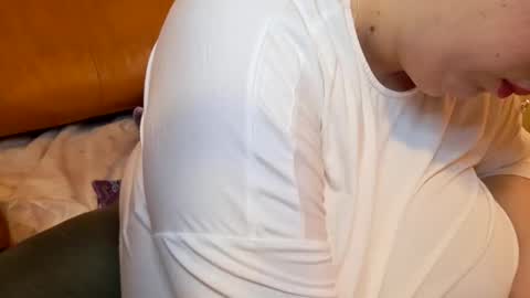 Snapshot of sweettm chatting on 02.14.25 Maya online show from 02.14.25