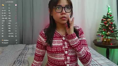 Snapshot of sweettmaddie chatting on 12.24.24 Maddie online show from 12.24.24