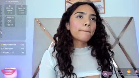 Snapshot of sweetty_girl_ chatting on 01.26.25 Sweetty online show from 01.26.25