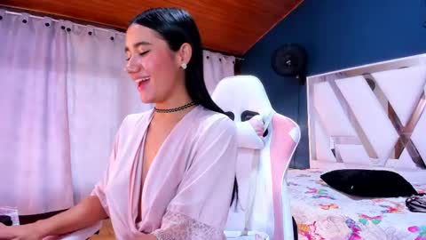 ALONDRA online show from 02.22.25