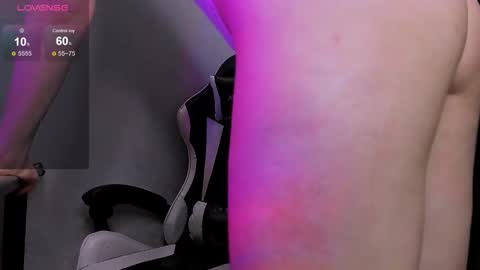 Snapshot of sweety_doll06 chatting on 10.31.25 sweety_doll06 online show from 10.31.25