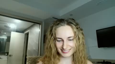 Snapshot of sweety_fruits chatting on 02.22.26 sweety_fruits online show from 02.22.26