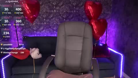 Snapshot of sweety_one_ chatting on 02.16.25 Sweety one online show from 02.16.25