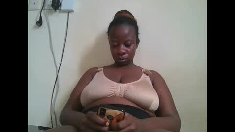 Snapshot of sweetyass25 chatting on 09.09.25 sweetyass25 online show from 09.09.25