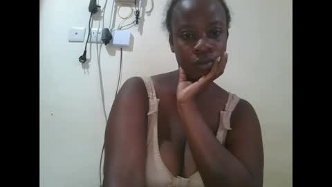 Snapshot of sweetyass25 chatting on 09.12.25 sweetyass25 online show from 09.12.25