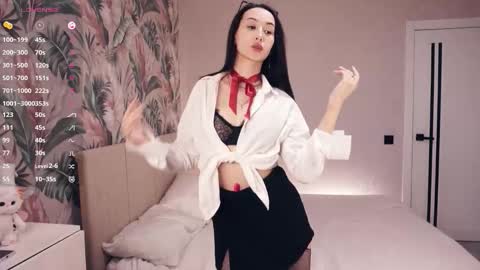 Astrid online show from 10.05.25