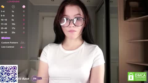 Astrid online show from 10.17.25