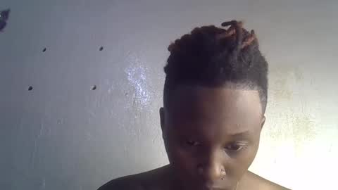 Snapshot of sweetypussy01 chatting on 10.08.25 sweetypussy01 online show from 10.08.25