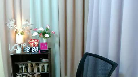 Megan online show from 11.14.25