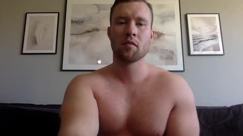 Snapshot of swekingxx chatting on 02.17.25 swekingxx online show from 02.17.25