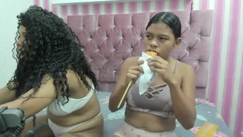 Snapshot of swett_mila_ chatting on 04.09.26 swett_mila_ online show from 04.09.26