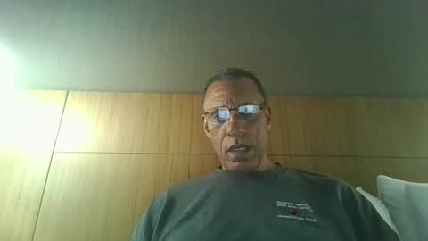 Snapshot of swimmerbod2495 chatting on 03.31.26 swimmerbod2495 online show from 03.31.26