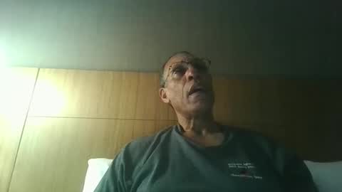 Snapshot of swimmerbod2495 chatting on 04.02.26 swimmerbod2495 online show from 04.02.26