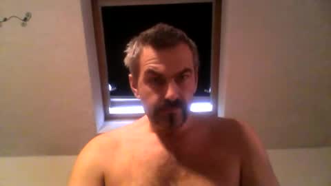 Snapshot of swinger_men_austria chatting on 11.19.25 swinger_men_austria online show from 11.19.25