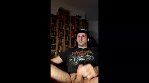 Snapshot of swizza7 chatting on 12.13.25 swizza7 online show from 12.13.25