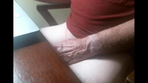 Snapshot of swizzle__stick chatting on 10.03.25 will jeffers online show from 10.03.25