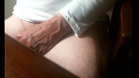 Snapshot of swizzle__stick chatting on 11.18.25 will jeffers online show from 11.18.25