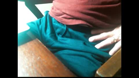 Snapshot of swizzle__stick chatting on 11.22.25 will jeffers online show from 11.22.25