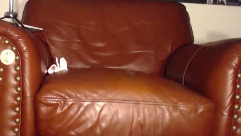 Snapshot of swolebbc chatting on 10.21.25 The DickGod online show from 10.21.25