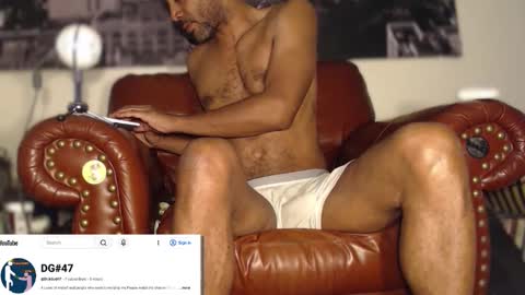 Snapshot of swolebbc chatting on 10.29.25 The DickGod online show from 10.29.25