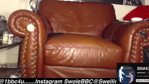 Snapshot of swolebbc chatting on 11.09.25 The DickGod online show from 11.09.25