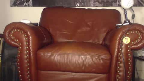 Snapshot of swolebbc chatting on 03.14.26 The DickGod online show from 03.14.26