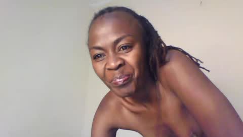 Snapshot of swtebony1 chatting on 07.14.26 ALICIA online show from 07.14.26