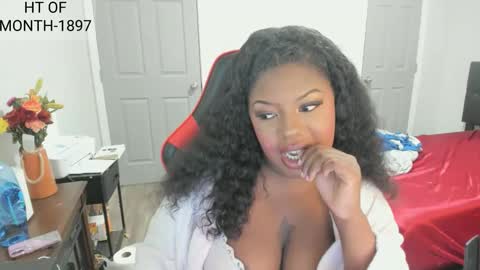 sxamleuy online show from 11.25.25