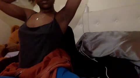 Snapshot of syiatonite chatting on 01.15.26 syiatonite online show from 01.15.26