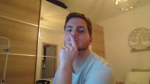 Snapshot of syl092 chatting on 12.16.24 syl092 online show from 12.16.24