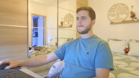 Snapshot of syl092 chatting on 10.23.25 syl092 online show from 10.23.25