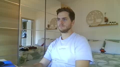 Snapshot of syl092 chatting on 11.17.25 syl092 online show from 11.17.25