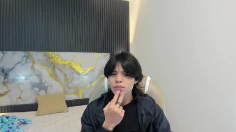 sylasfrost online show from 11.22.25