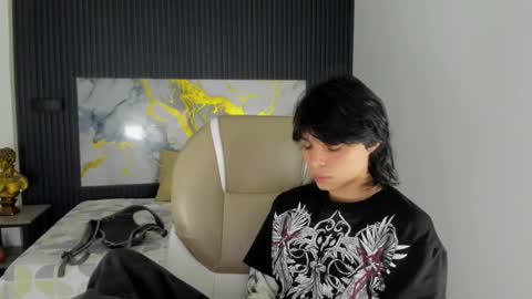 sylasfrost online show from 12.02.25