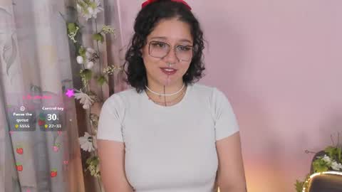 Snapshot of sylvara_bx chatting on 07.14.26 online show from 07.14.26
