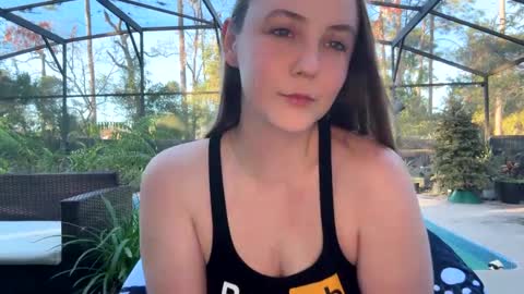 Snapshot of syndica chatting on 01.25.25 Jennah online show from 01.25.25