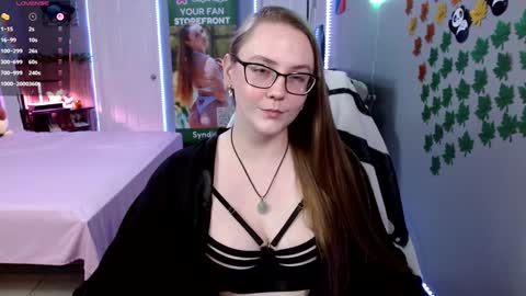 Snapshot of syndica chatting on 01.09.26 Jennah online show from 01.09.26