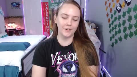 Snapshot of syndica chatting on 02.08.26 Jennah online show from 02.08.26