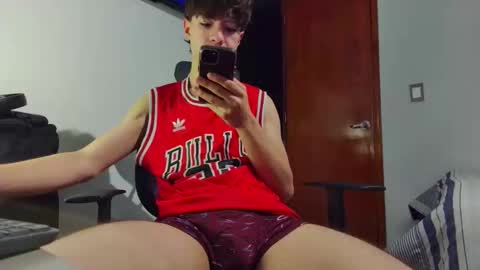 Snapshot of t0n3r chatting on 02.11.26 TONER online show from 02.11.26