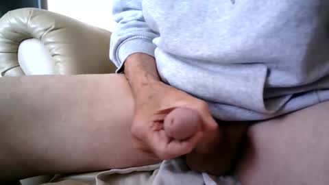 James online show from 10.04.25