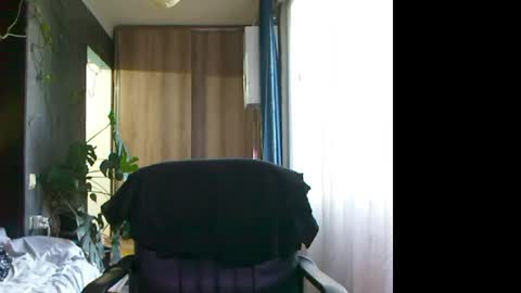 Snapshot of t_huracane chatting on 05.31.26 Huracane online show from 05.31.26