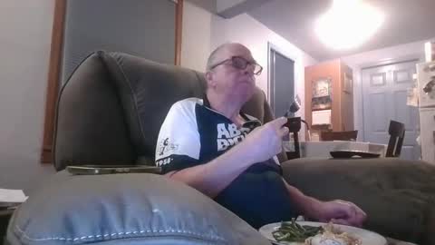 Snapshot of tacrunner66_ chatting on 02.22.26 tacrunner66_ online show from 02.22.26