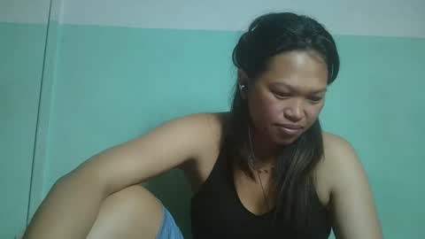 Snapshot of tahiniah chatting on 03.05.25 tahiniah online show from 03.05.25